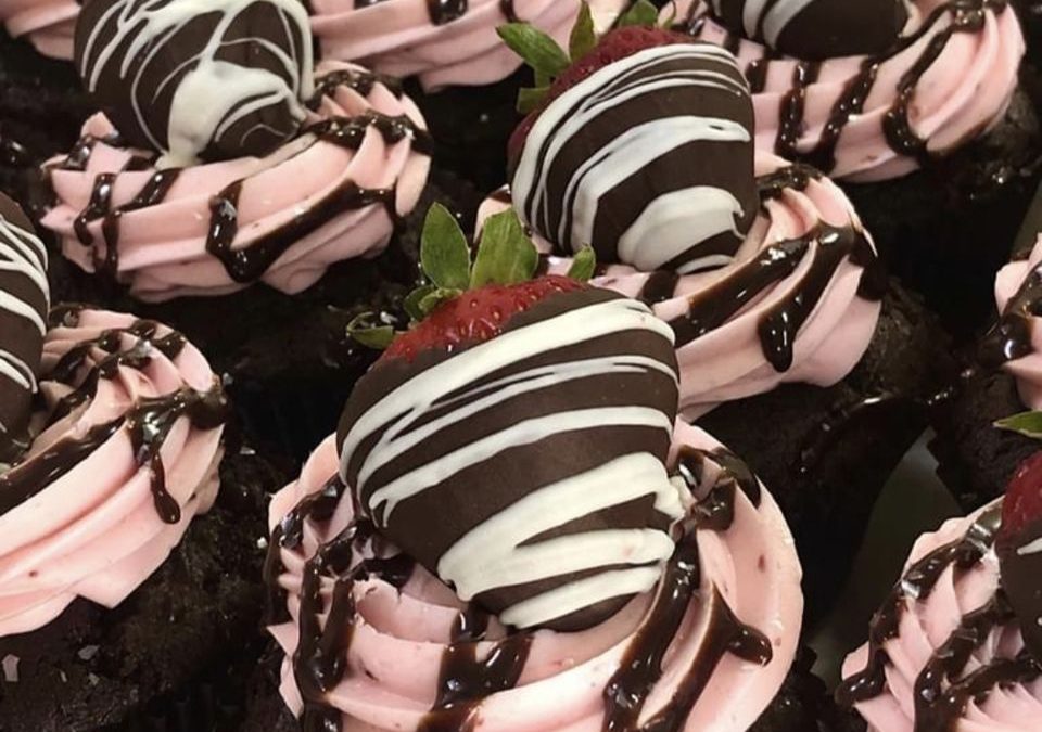 Discover the Sweetest Spot in Fayetteville: Smallcakes Cupcakery & Creamery